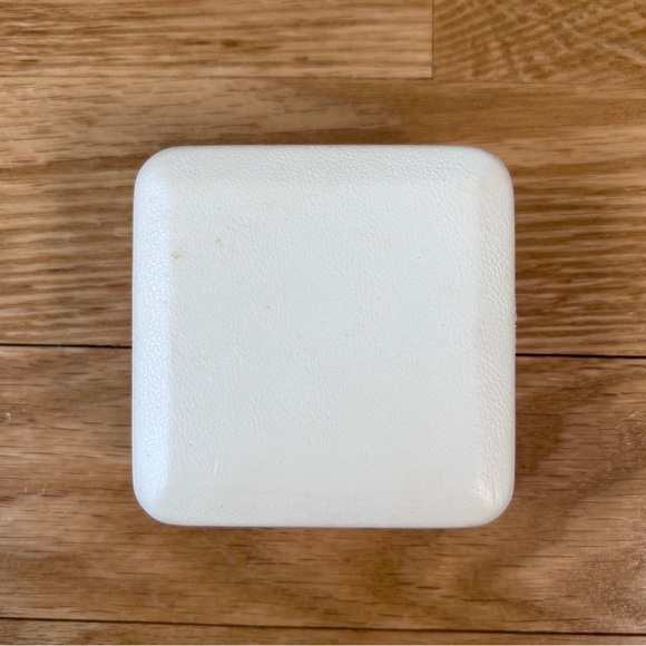 Simulated Diamond necklace - NIB - Picture 7 of 12